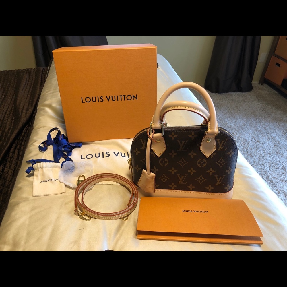 Louis Vuitton Alma Monogram bb